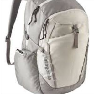 IN SEARCH OF PATAGONIA PAXAT BACKPACK (Grey&white)